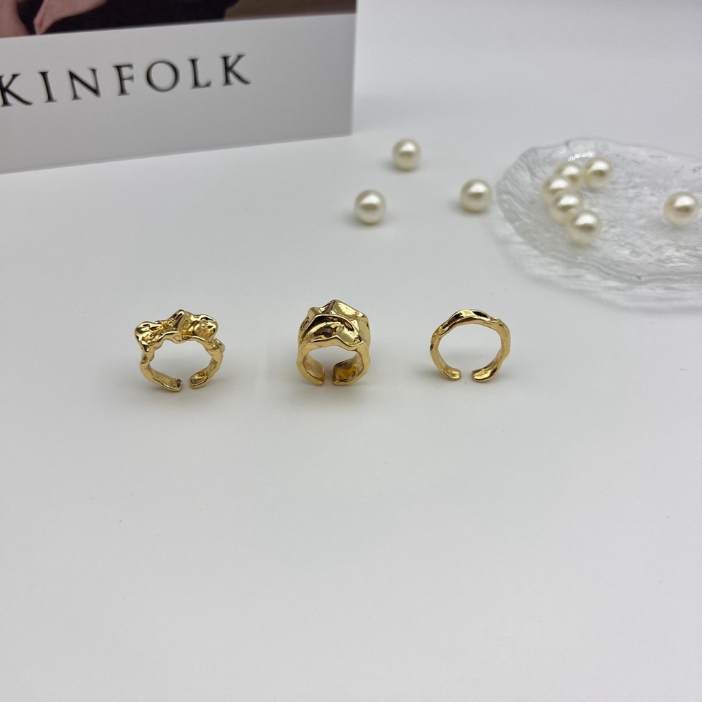 Elegant Gold Rings Set - Picture 4 of 5